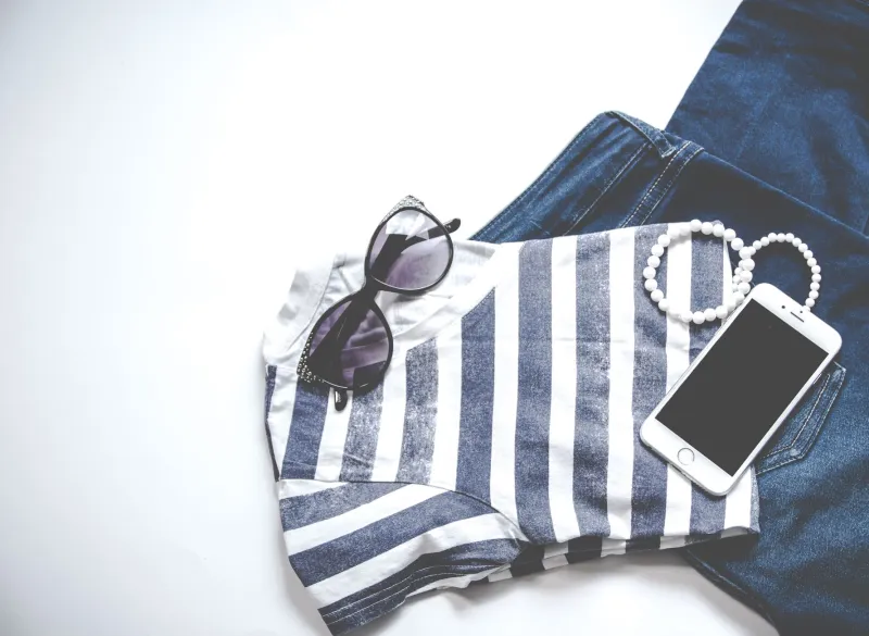 Five Pieces, Endless Possibilities: The Creative Remix Method That Changes How You See Your Closet